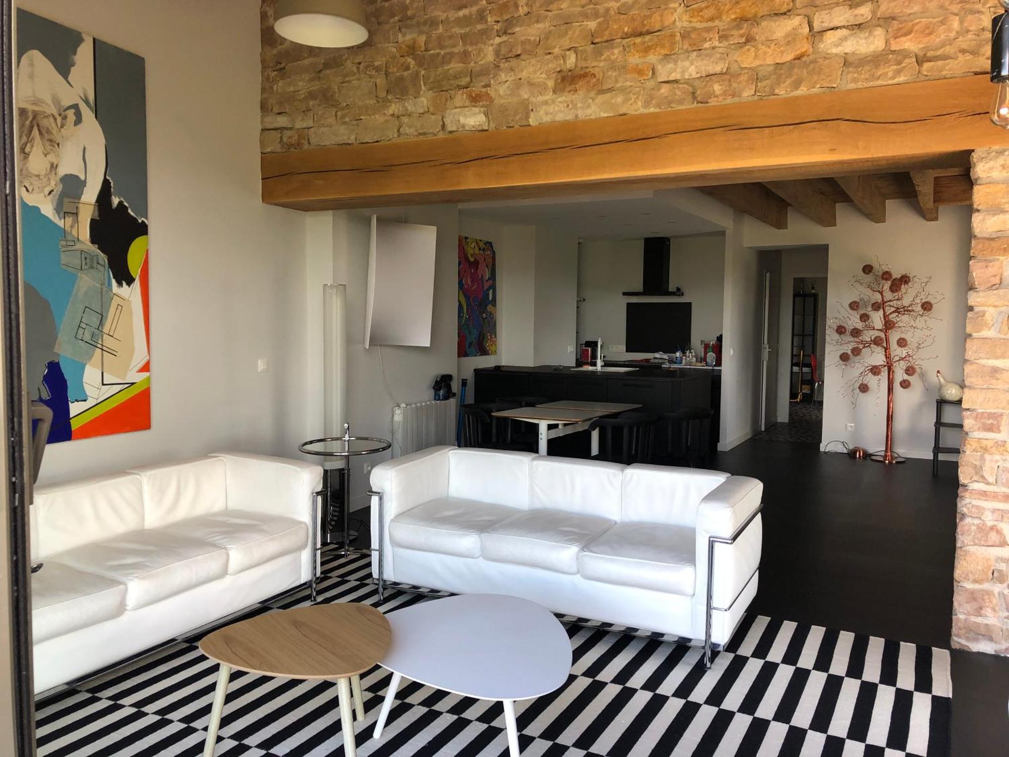 Appartement Contemporain Dans Une Authentique Demeure Viticole Charnay-lès-Mâcon Exterior foto